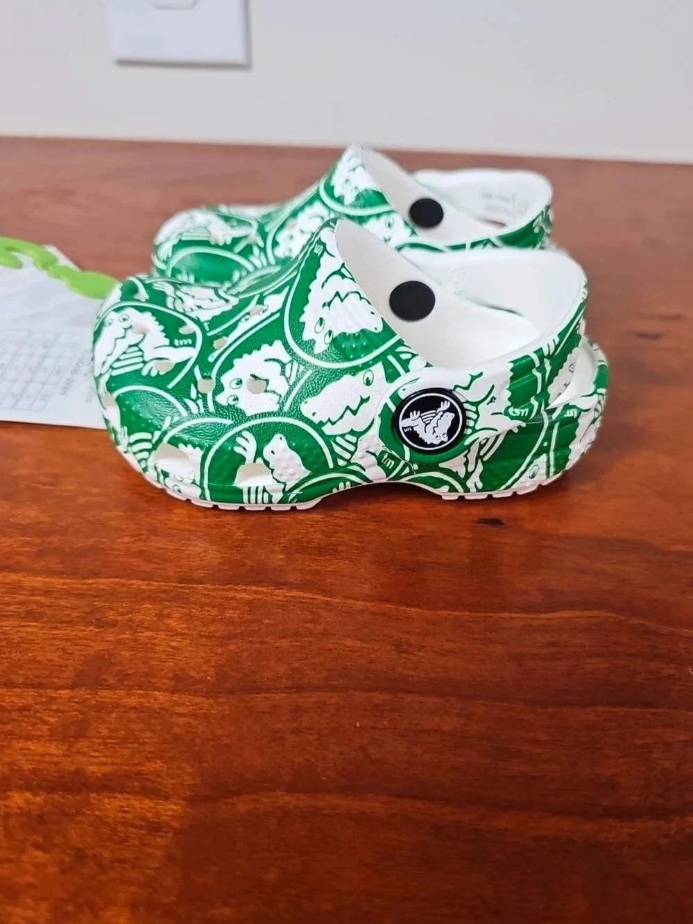 Crocs Green And White Logo Alligator Crocodile Toddler Slip On Clogs C4
